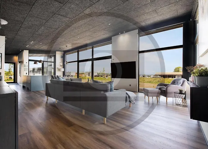 Vakantiehuis Gorgeous In With Sauna *